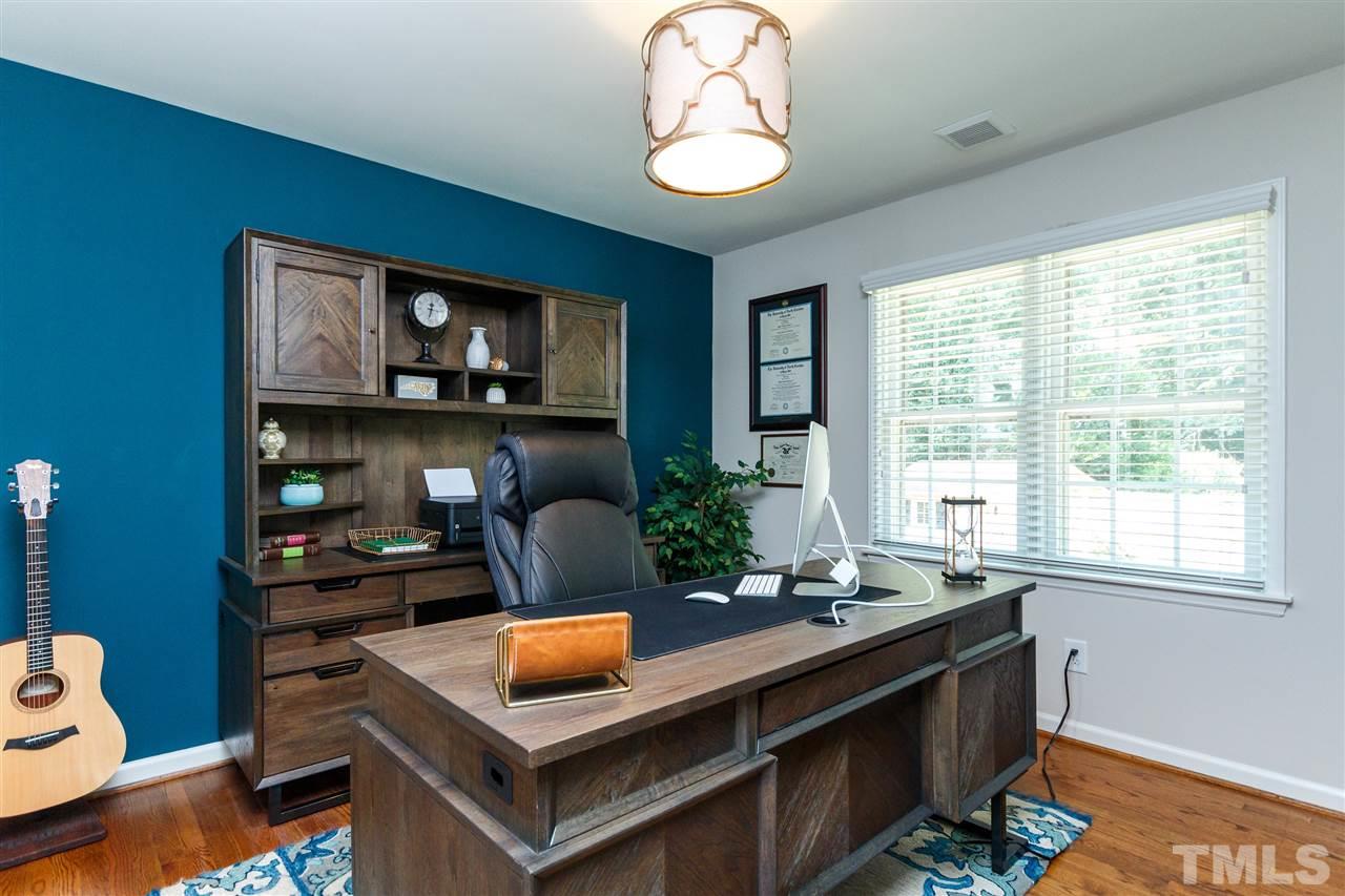 4925 Brookhurst Place Raleigh, NC 27609 - Photo 22 of 30