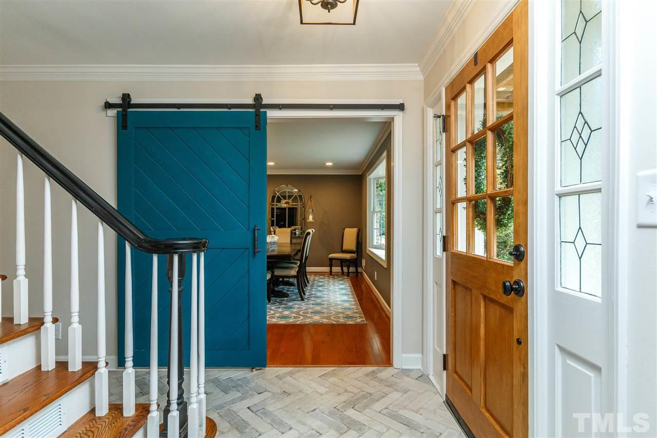 4925 Brookhurst Place Raleigh, NC 27609 - Photo 4 of 30