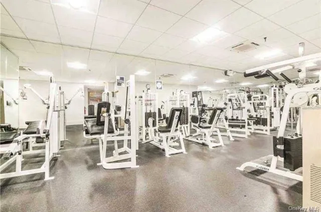 $849,000 | 14-14 Bonnie Lane | Bay Terrace