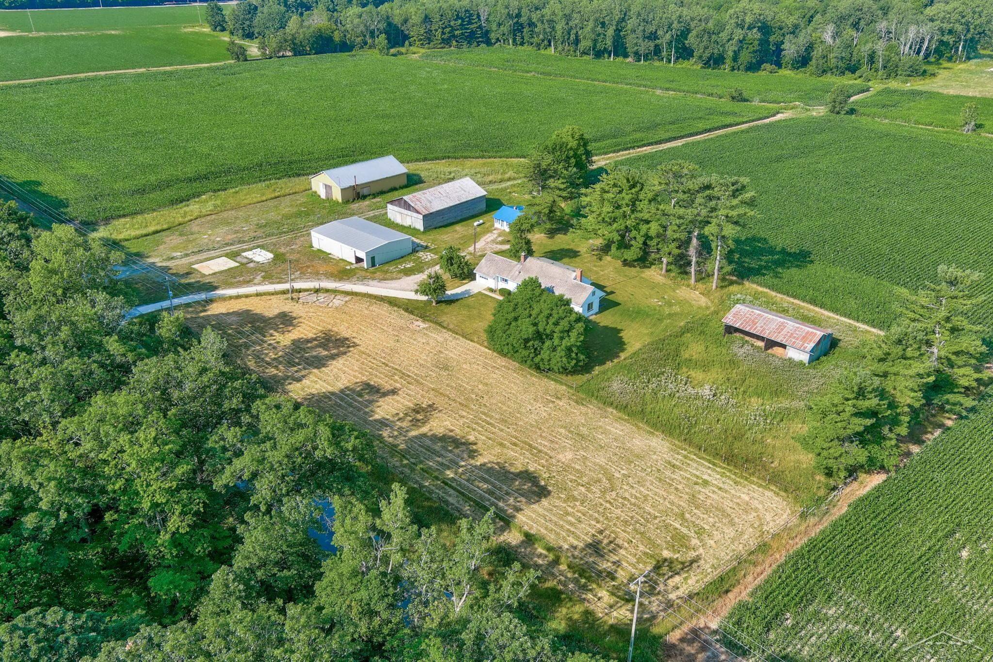 4540 South Reimer Road Bridgeport, MI 48722 - Photo 2 of 85 50083616-1.JPG