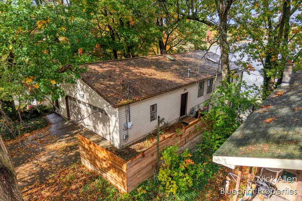 $599,900 | 7093 Peninsula Drive Northeast, Rockford, MI 49341