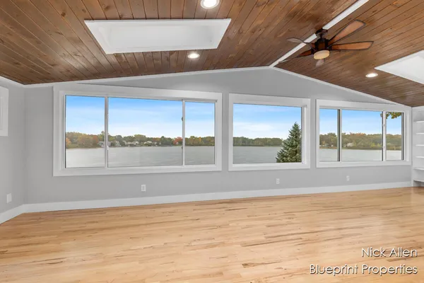 $599,900 | 7093 Peninsula Drive Northeast, Rockford, MI 49341