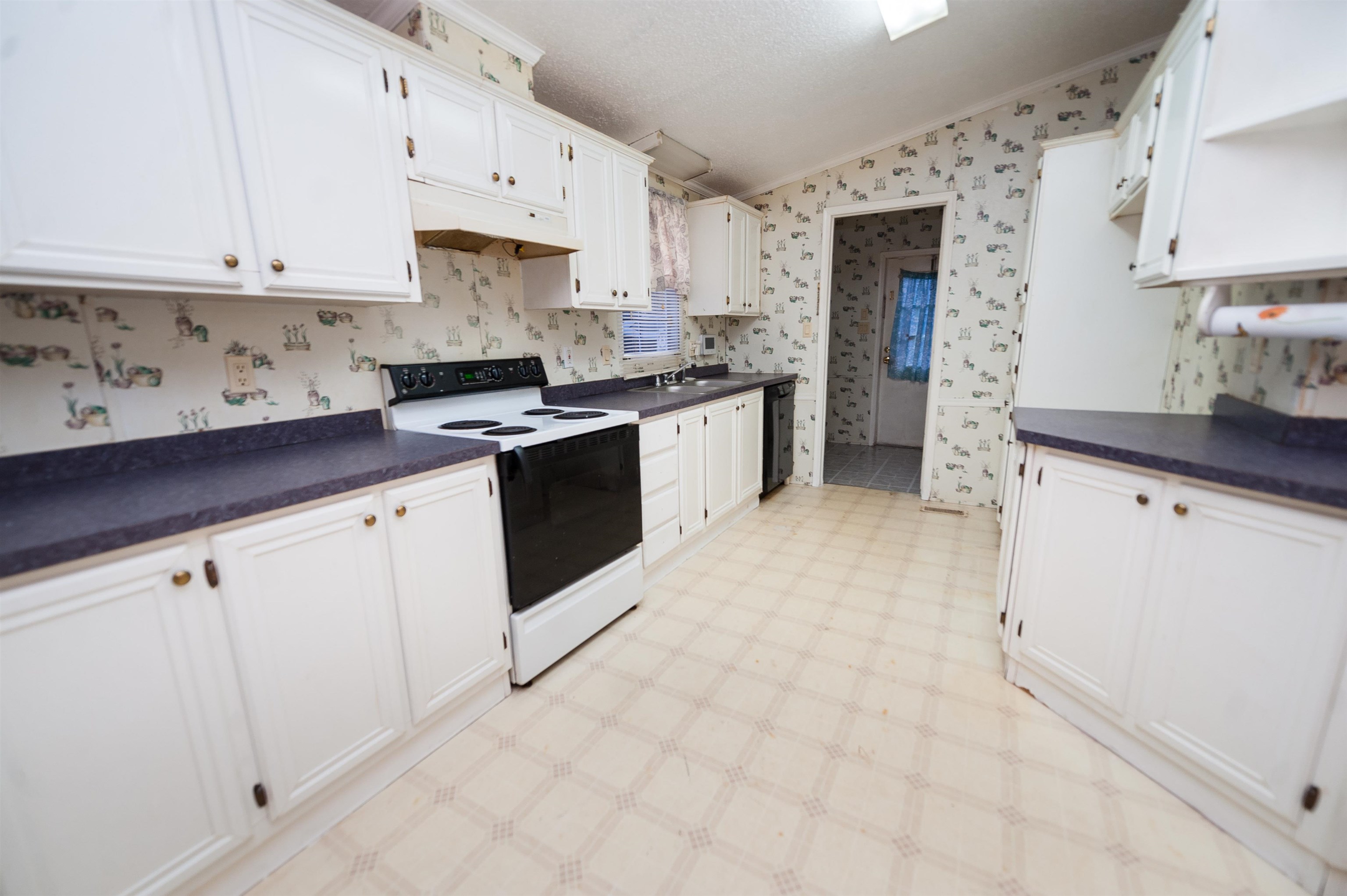 506 Clement Road Chesnee, SC 29323 - Photo 15 of 23
