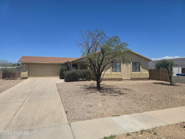 $295,000 | 2109 East Pinal Vista, Tucson, AZ 85713