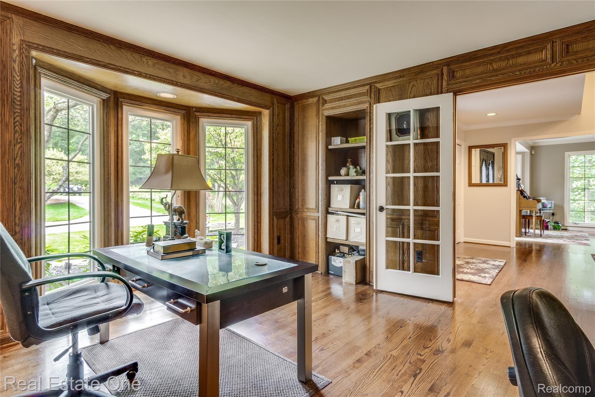 2802 Eagle Drive Rochester, MI 48309 - Photo 10 of 78 Interiors (7 of 69).jpg