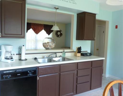 128 Mayo Road, Unit J Hampden, ME 04444 - Photo 5 of 18 Kitchen.