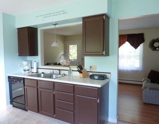 128 Mayo Road, Unit J Hampden, ME 04444 - Photo 6 of 18 Kitchen.