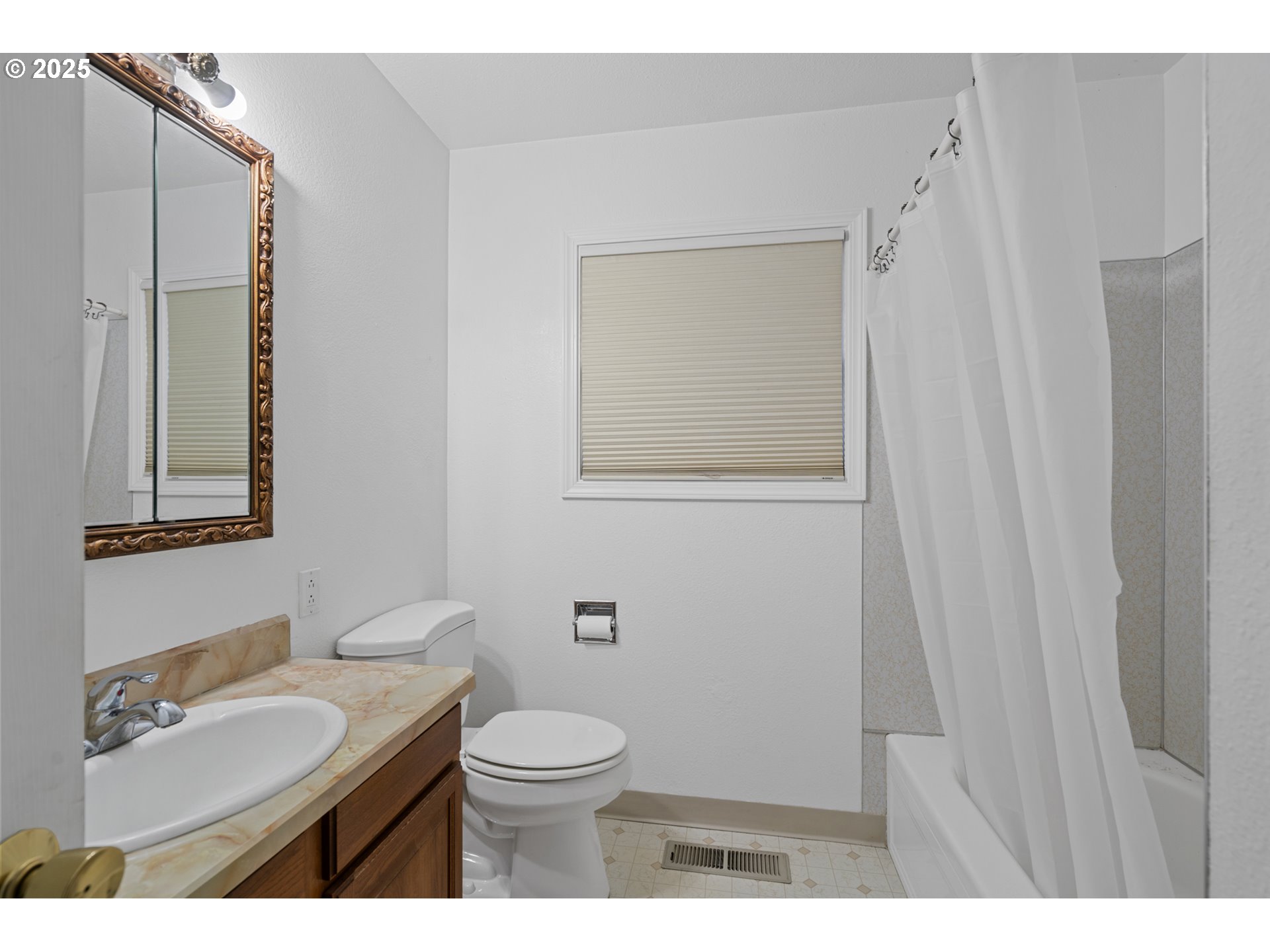 2409 Southwest Olson Avenue Pendleton, OR 97801 - Photo 13 of 22 Gallery Image 13