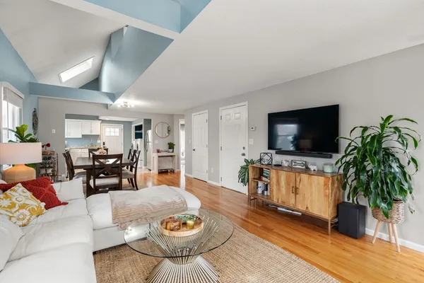$649,000 | 13 Fayette Street, Unit 3, Beverly, MA 01915