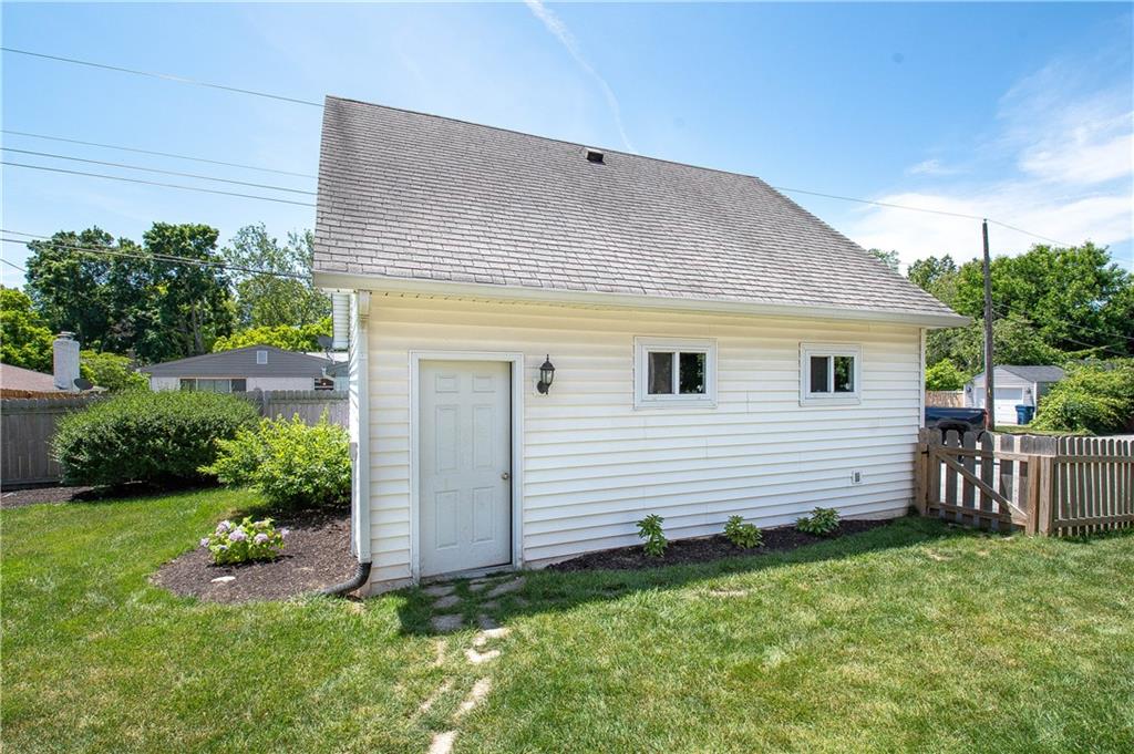 2501 Kessler Blvd E Drive Indianapolis, IN 46220 - Photo 16 of 60