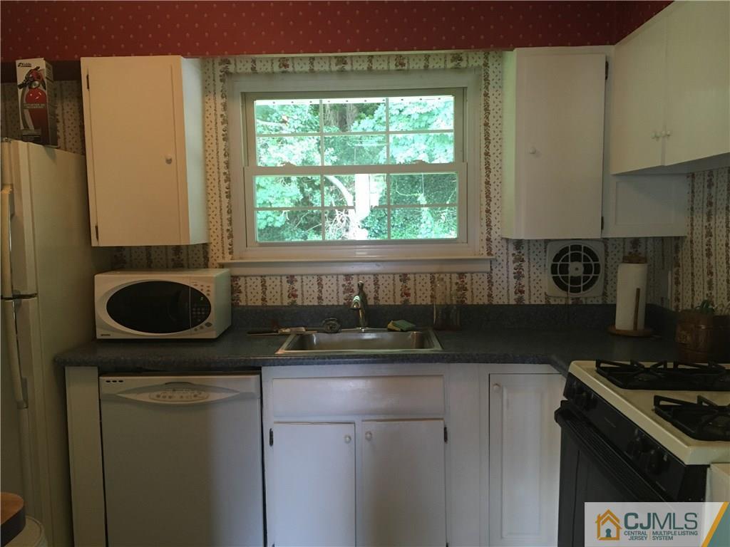 12 Venus Road Old Bridge, NJ 08879 - Photo 7 of 17 Gallery Image 7
