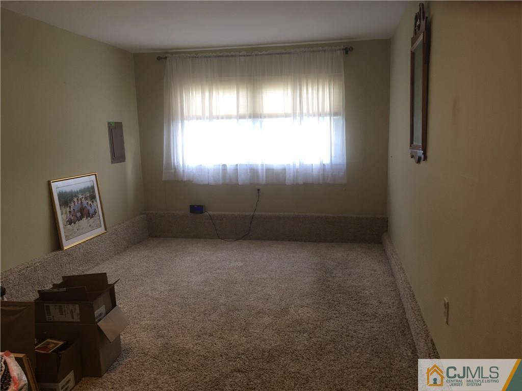12 Venus Road Old Bridge, NJ 08879 - Photo 10 of 17 Gallery Image 10
