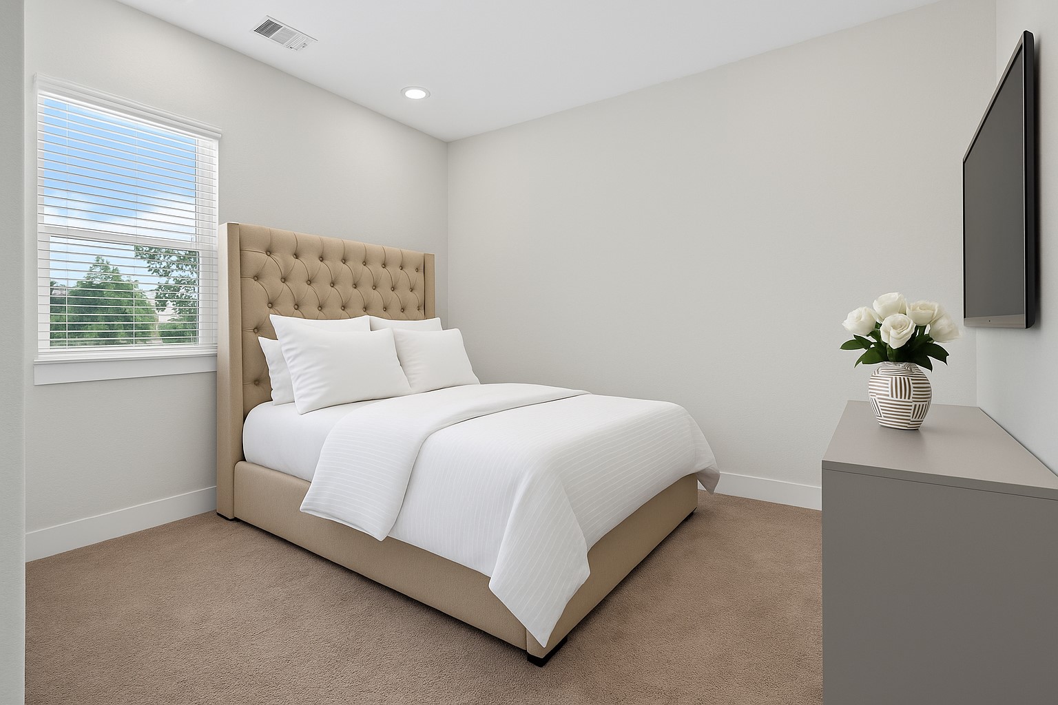 4806 Gano Street, Unit C Houston, TX 77009 - Photo 21 of 30 2nd guest bedroom on 3rd level w/ ensuite bath