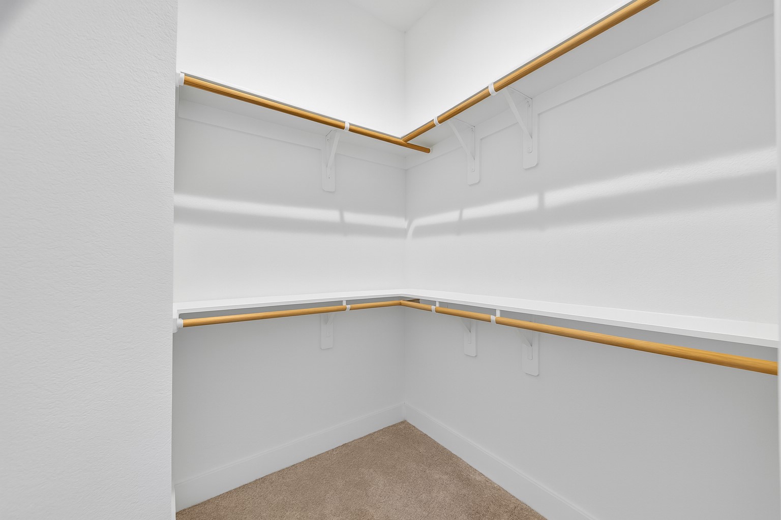 4806 Gano Street, Unit C Houston, TX 77009 - Photo 23 of 30 walk-in closet - 2nd guest bedroom - 3rd level