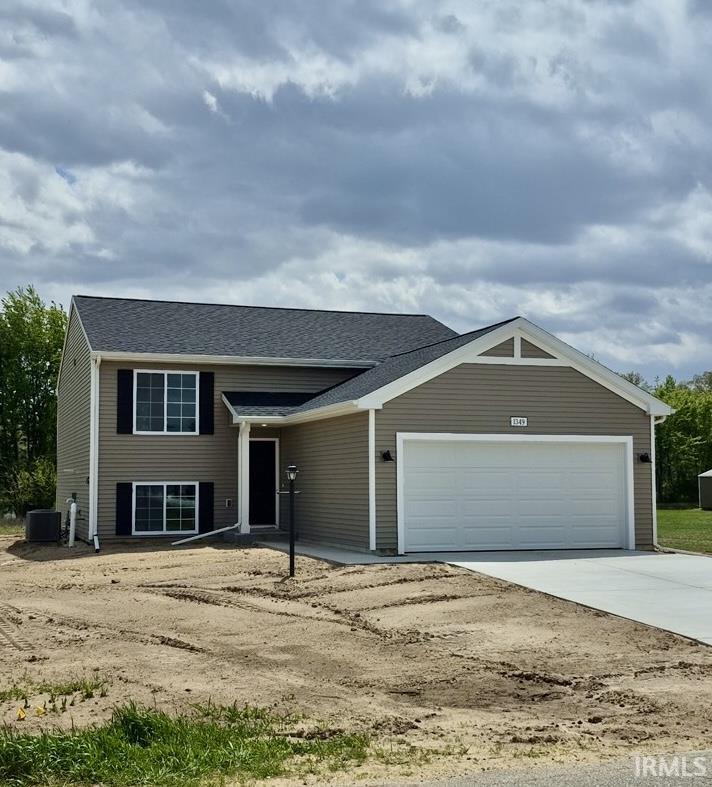 1349 Mitchell Drive Rochester, IN 46975 - Photo 2 of 26