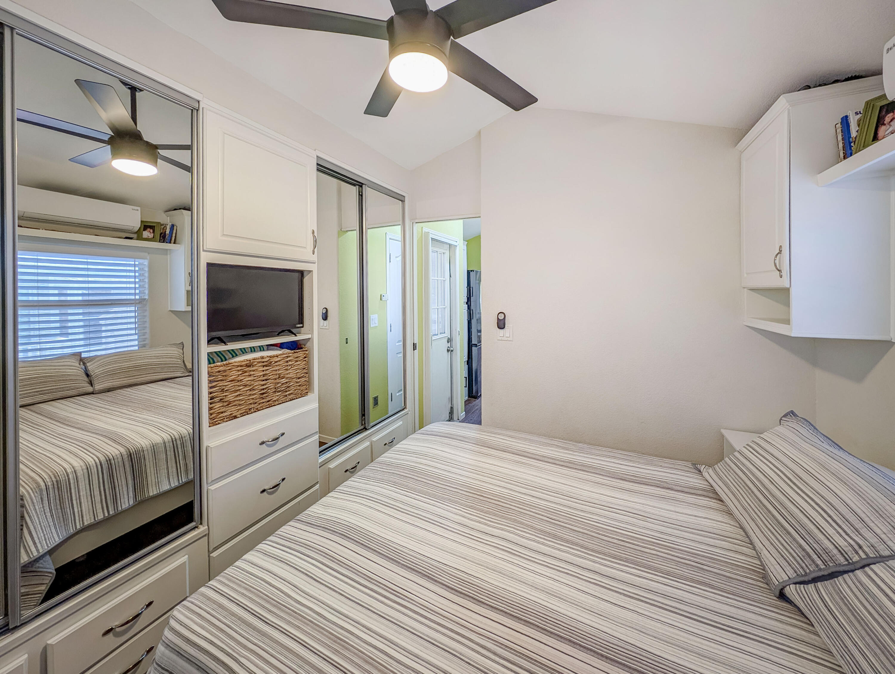 70200 Dillon Road, Unit 406 Desert Hot Springs, CA 92241 - Photo 20 of 40 20