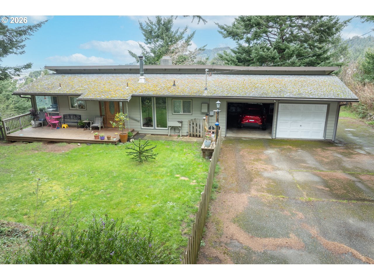 94268 6th Street Gold Beach, OR 97444 - Photo 5 of 45