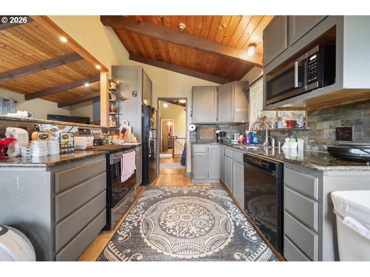 94268 6th Street Gold Beach, OR 97444 - Photo 10 of 45