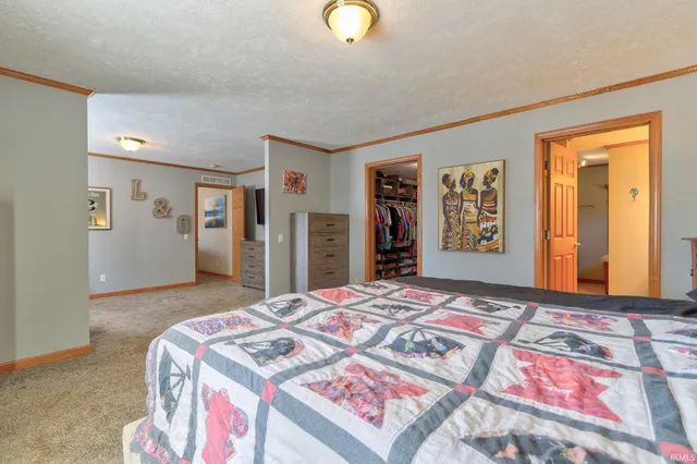 $315,000 | 9596 West 575 South, Owensville, IN 47665