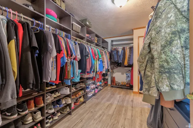 $315,000 | 9596 West 575 South, Owensville, IN 47665