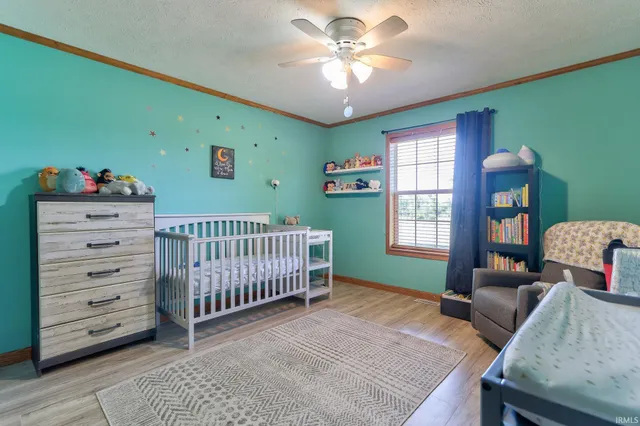 $315,000 | 9596 West 575 South, Owensville, IN 47665