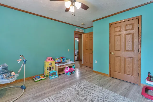 $315,000 | 9596 West 575 South, Owensville, IN 47665