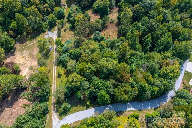 $68,000 | 1043 Somersby Parkway, Hendersonville, NC 28739