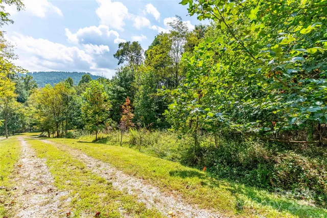 $68,000 | 1043 Somersby Parkway, Hendersonville, NC 28739