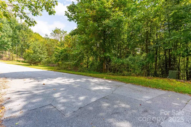 $68,000 | 1043 Somersby Parkway, Hendersonville, NC 28739