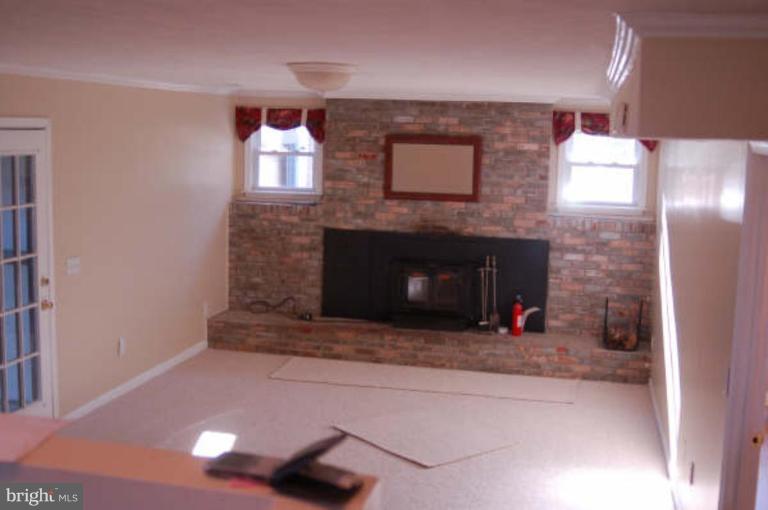 311 Cropp Road Fredericksburg, VA 22406 - Photo 11 of 22 Family Room