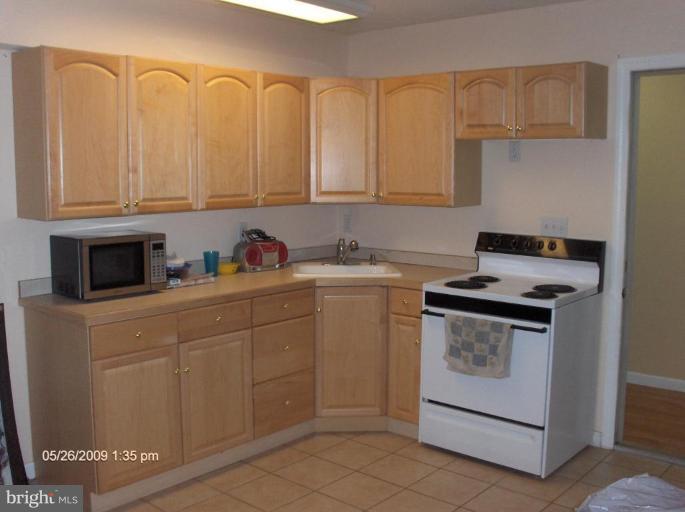311 Cropp Road Fredericksburg, VA 22406 - Photo 14 of 22 Apartment Kitchen