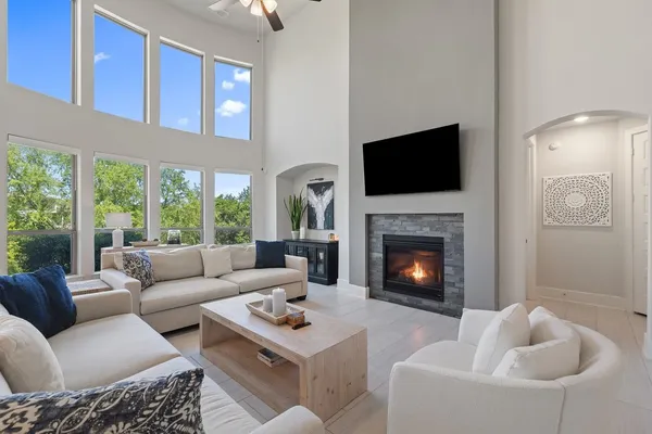 $1,075,000 | 741 Rawson Bend, Austin, TX 78738