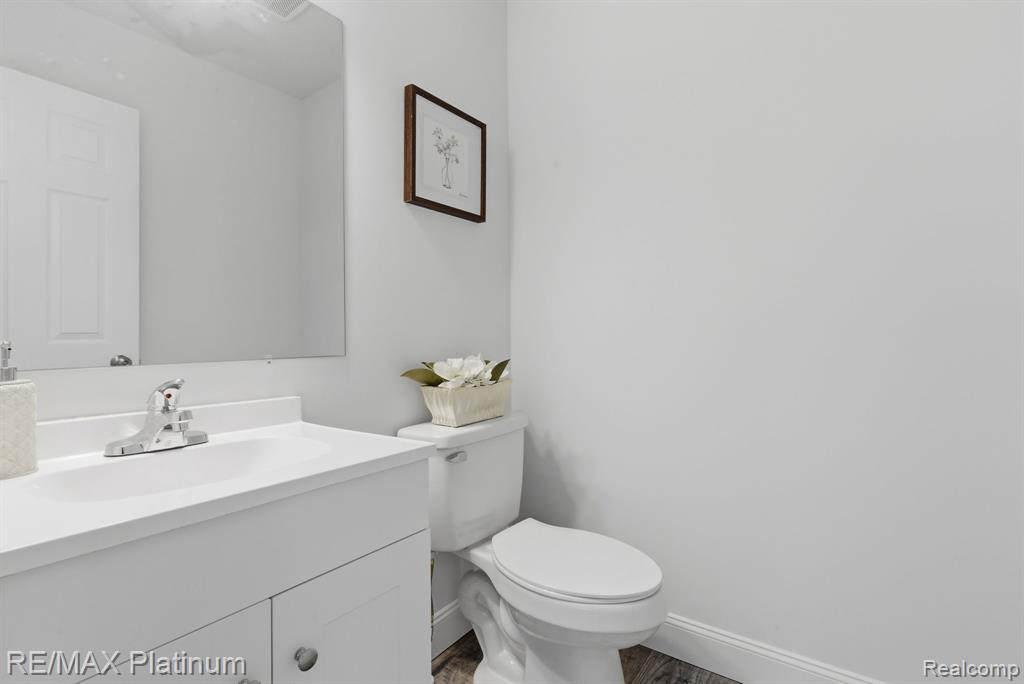 2424 Fisher Road Howell, MI 48855 - Photo 19 of 29 Gallery Image 19