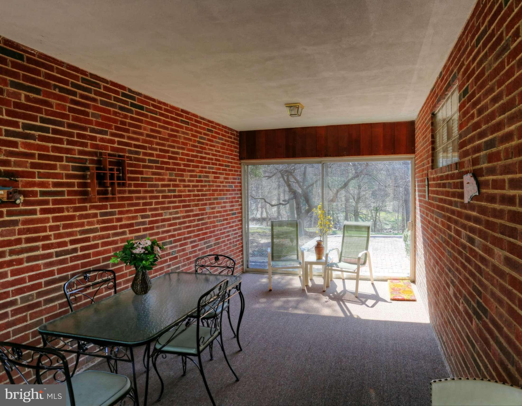 1014 Rolandvue Road Towson, MD 21204 - Photo 3 of 29 Interior (General)