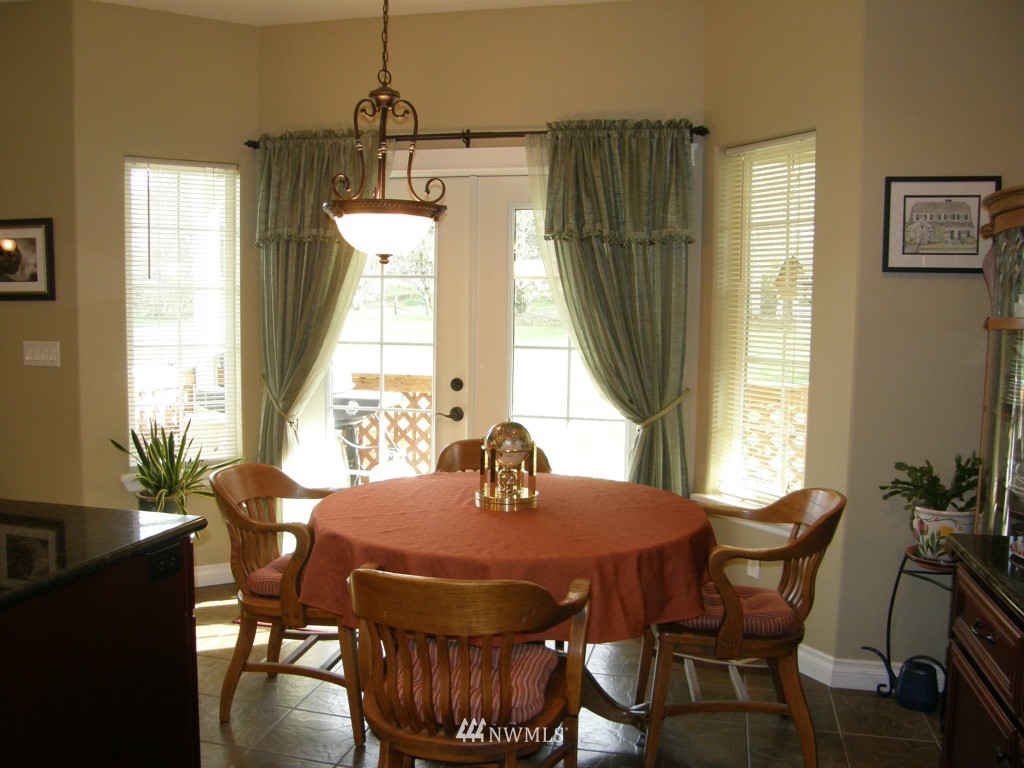 56 Lambert Road Elma, WA 98541 - Photo 6 of 25 Gallery Image 6