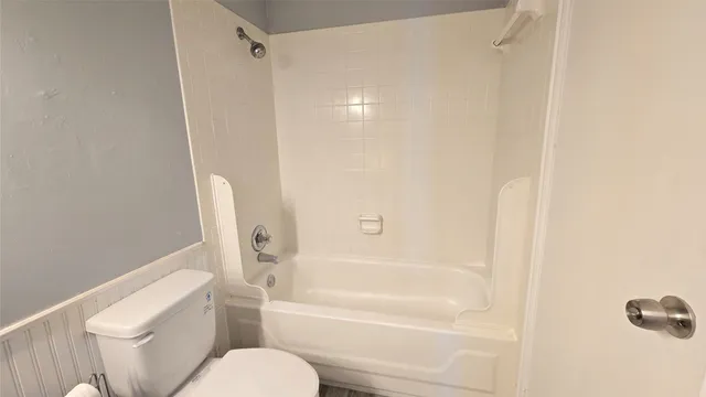 $95,000 | 18617 Egret Bay Boulevard, Unit 504, Houston, TX 77058