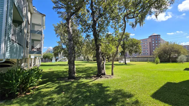 $95,000 | 18617 Egret Bay Boulevard, Unit 504, Houston, TX 77058