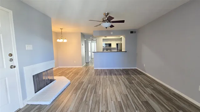 $95,000 | 18617 Egret Bay Boulevard, Unit 504, Houston, TX 77058