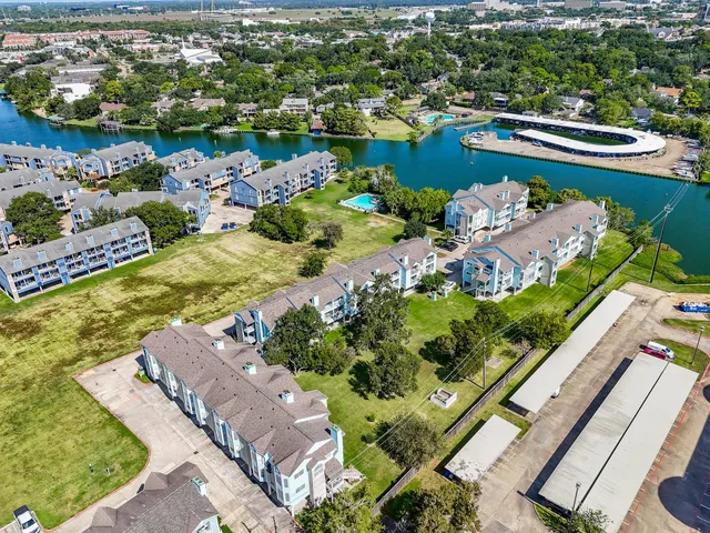 $95,000 | 18617 Egret Bay Boulevard, Unit 504, Houston, TX 77058