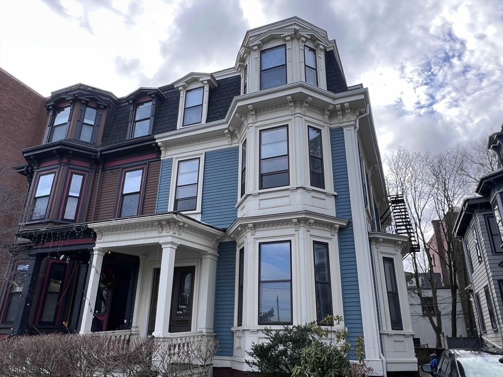 394 Broadway, Unit 3 Somerville, MA 02145 - Photo 11 of 12 front view of a building
