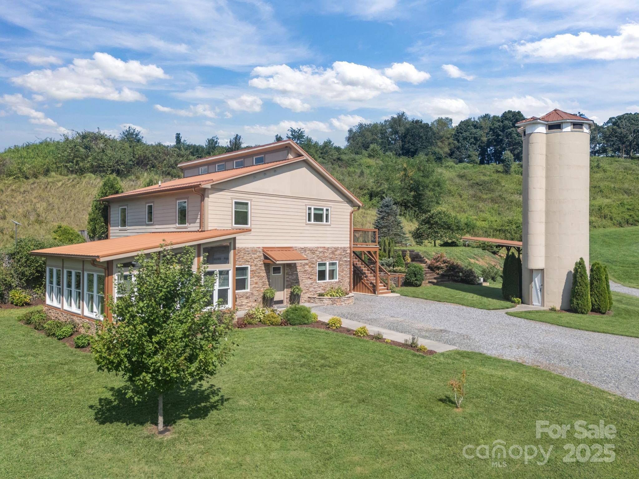 593 Buck Ridge Road Waynesville, NC 28785 - Photo 1 of 41 Gallery Image 1