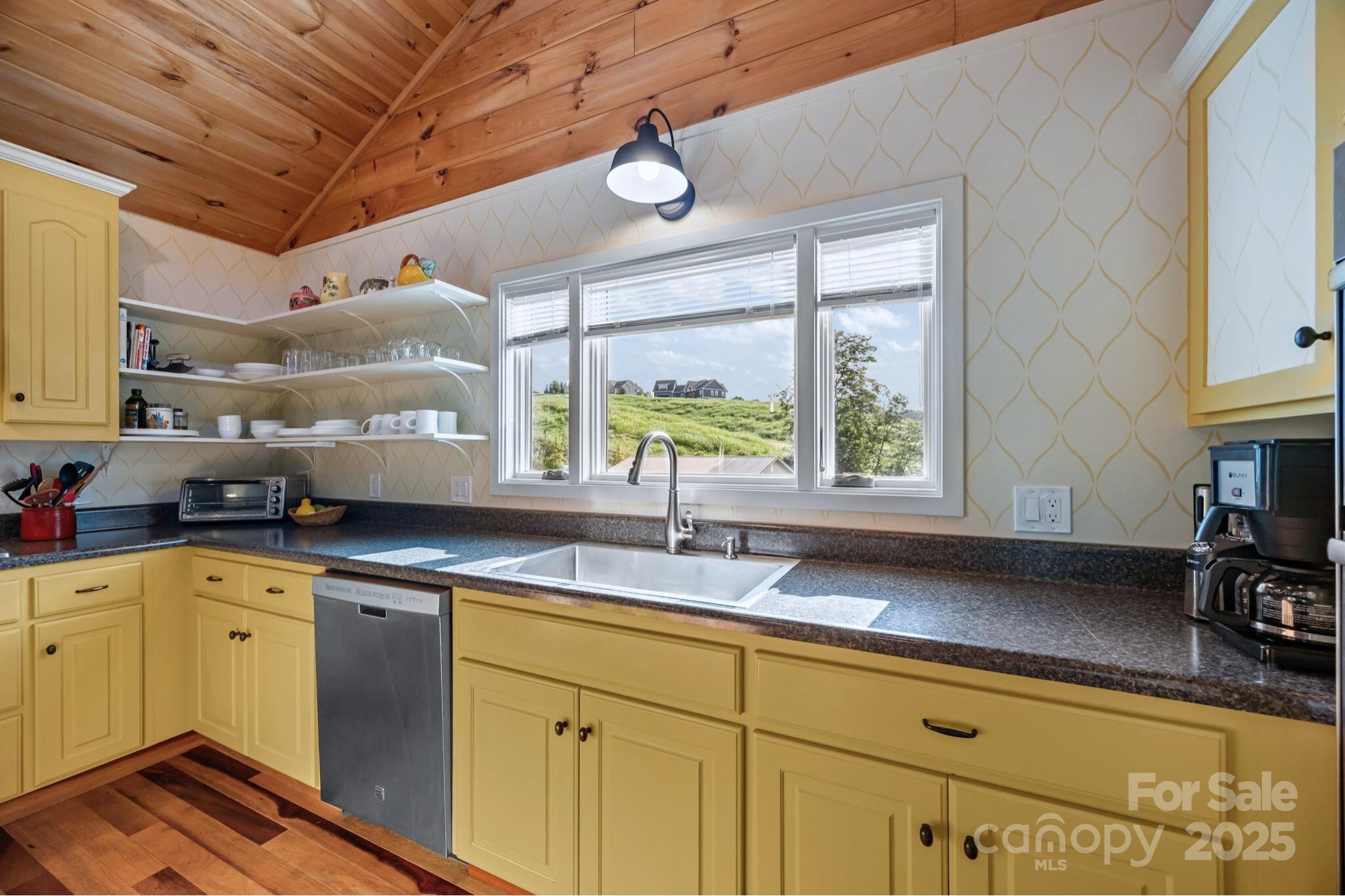 593 Buck Ridge Road Waynesville, NC 28785 - Photo 17 of 41 Gallery Image 17