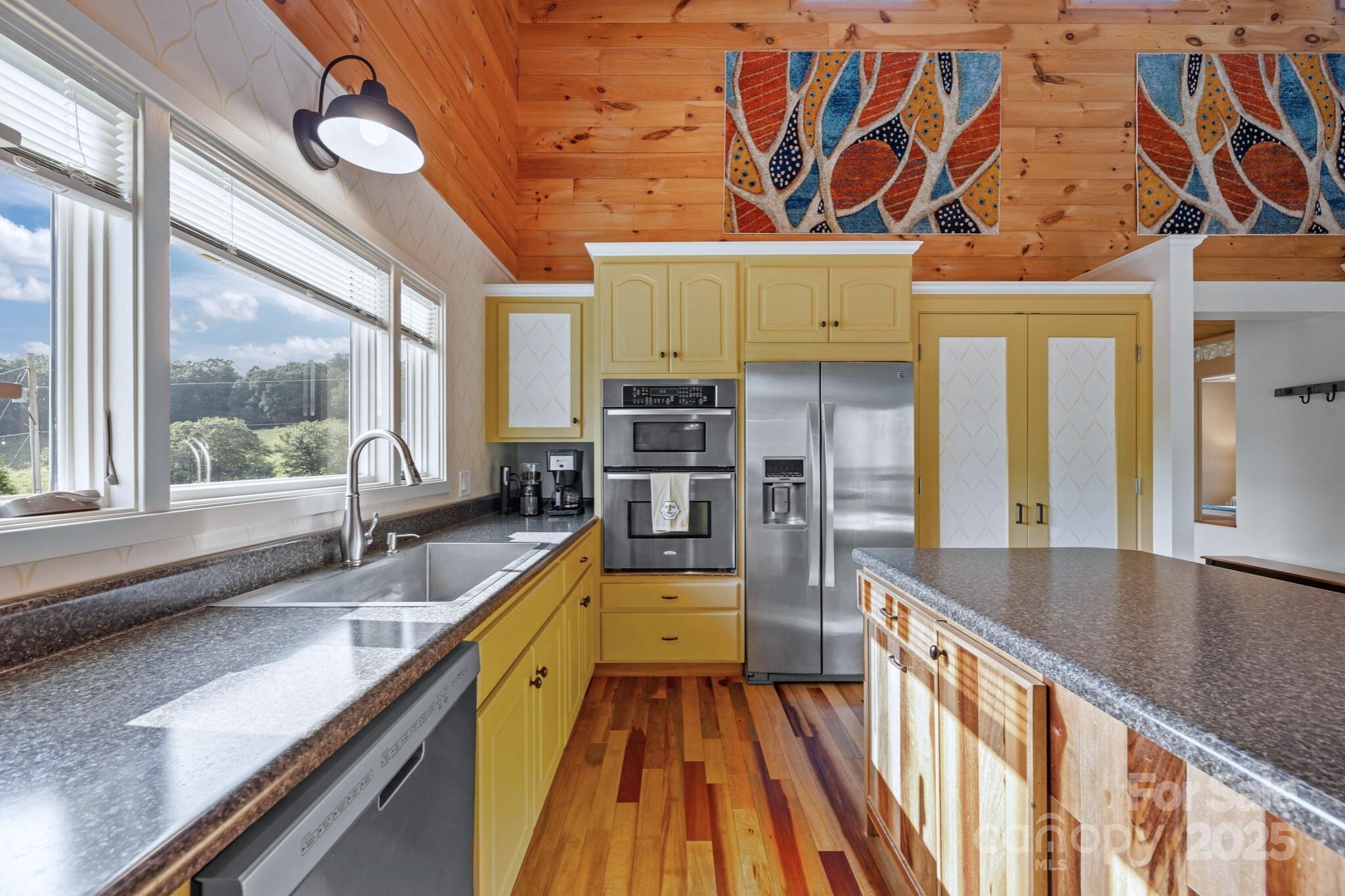593 Buck Ridge Road Waynesville, NC 28785 - Photo 18 of 41 Gallery Image 18