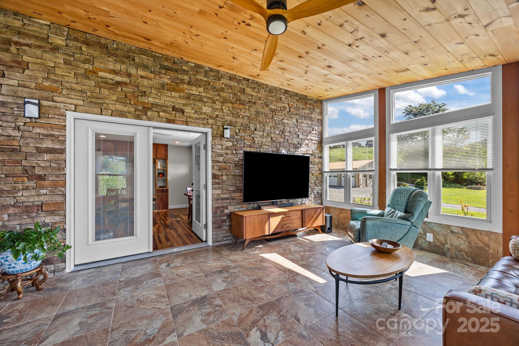593 Buck Ridge Road Waynesville, NC 28785 - Photo 40 of 41 Gallery Image 40