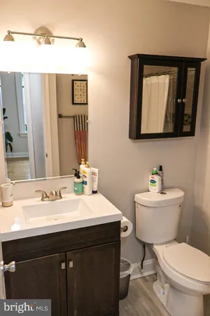 $1,550 | 1734 Bolton Street, Unit 3R, Baltimore, MD 21217