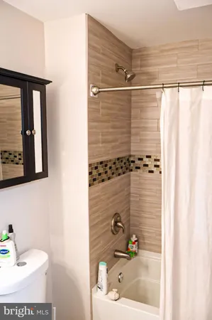 $1,550 | 1734 Bolton Street, Unit 3R, Baltimore, MD 21217