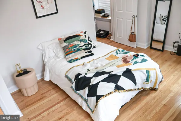 $1,550 | 1734 Bolton Street, Unit 3R, Baltimore, MD 21217