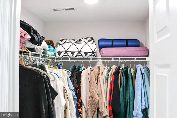 $1,550 | 1734 Bolton Street, Unit 3R, Baltimore, MD 21217