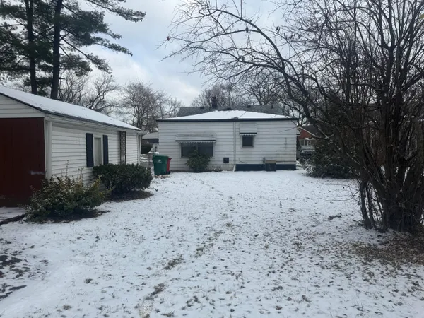 $139,900 | 21819 Shakespeare Avenue, Eastpointe, MI 48021
