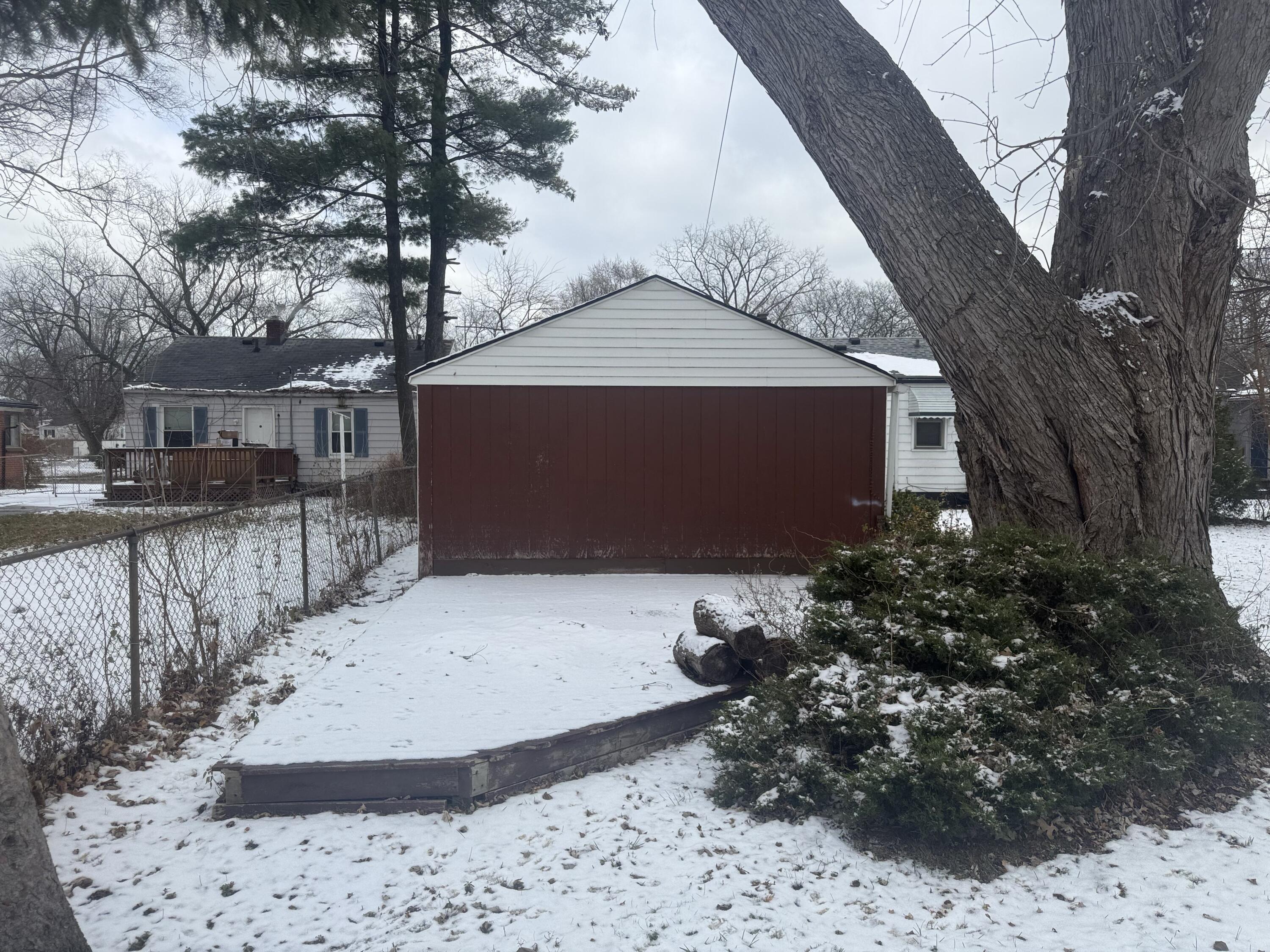 21819 Shakespeare Avenue Eastpointe, MI 48021 - Photo 21 of 21 IMG_5655